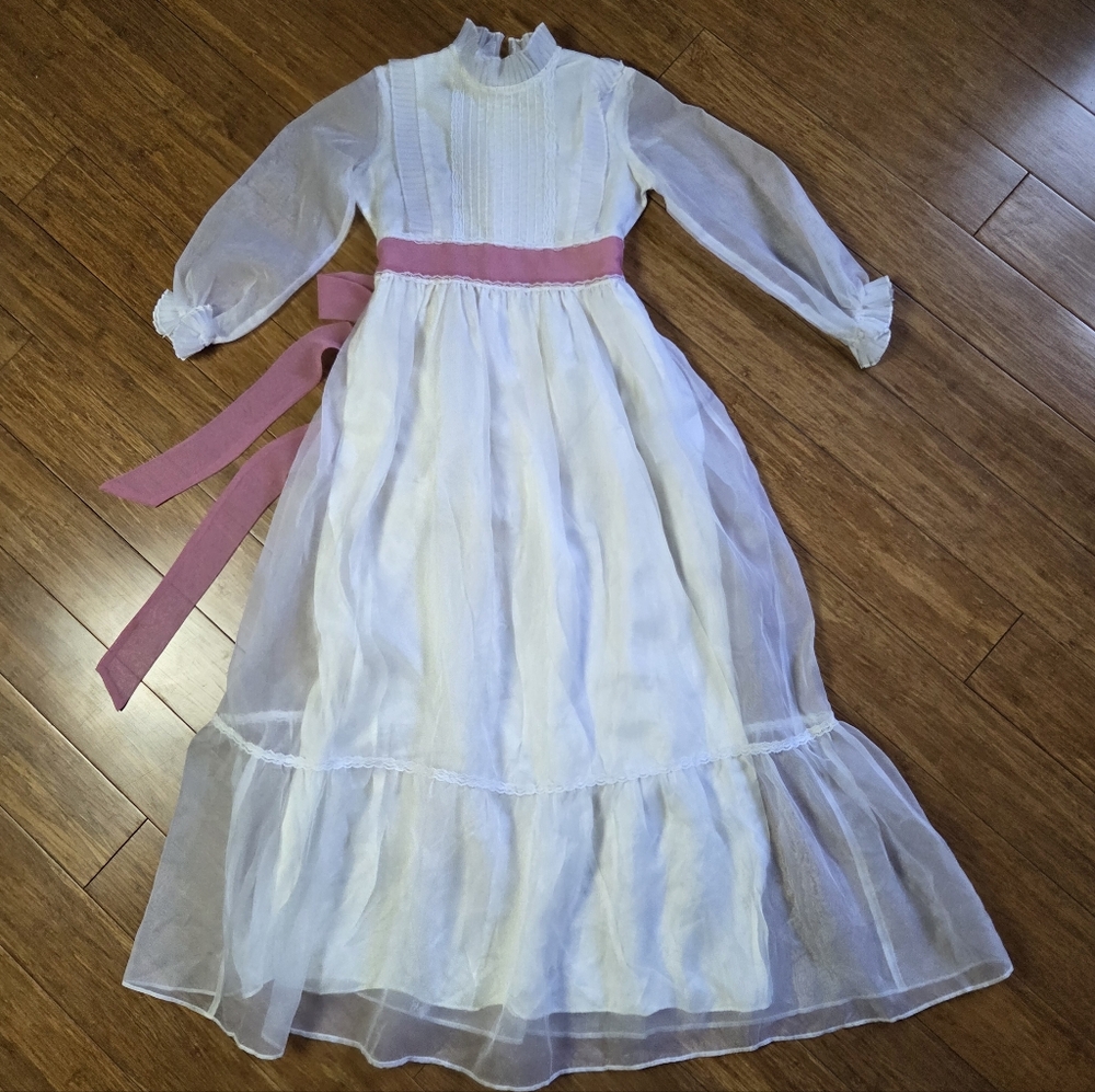 Vintage Girls Samantha Dress | Edwardian-Inspired | White with Pink Sash | 6x